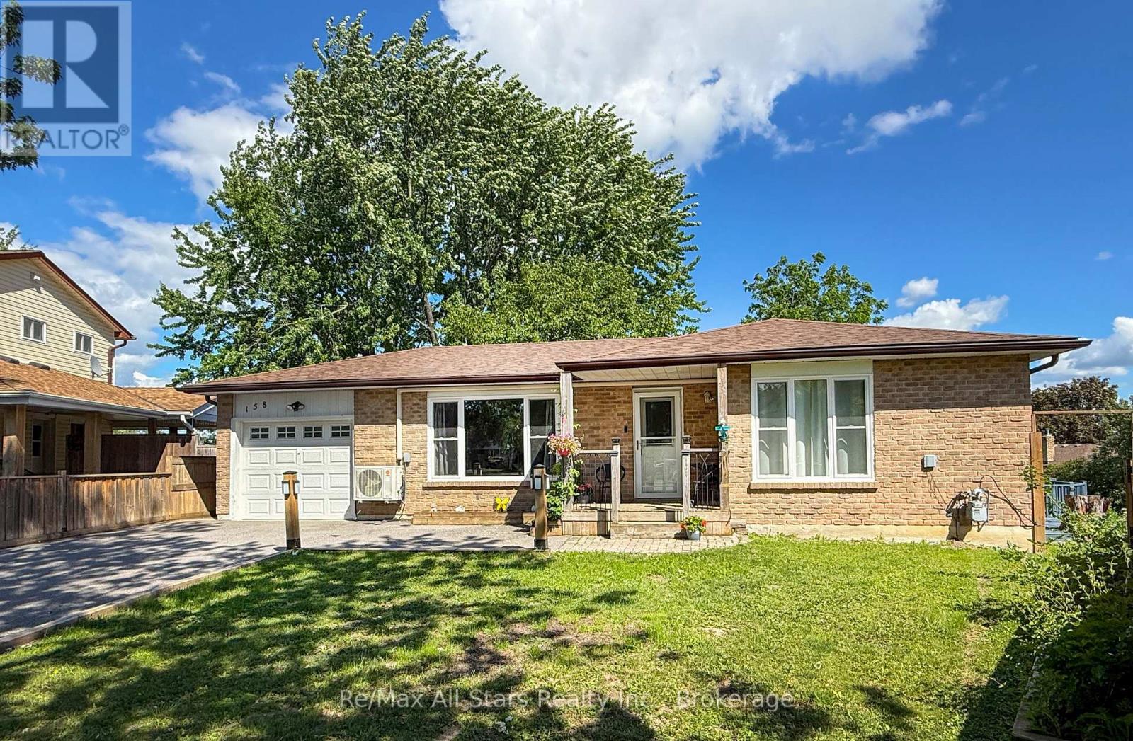158 BLOSSOM COURT - 33