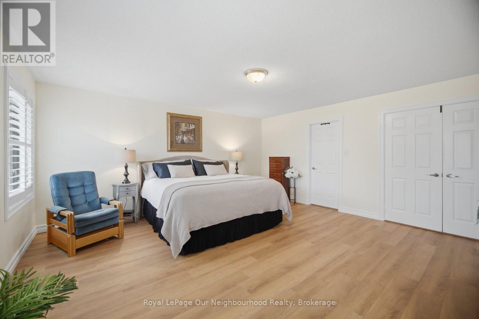 69 BLOOMSBURY AVENUE - 27