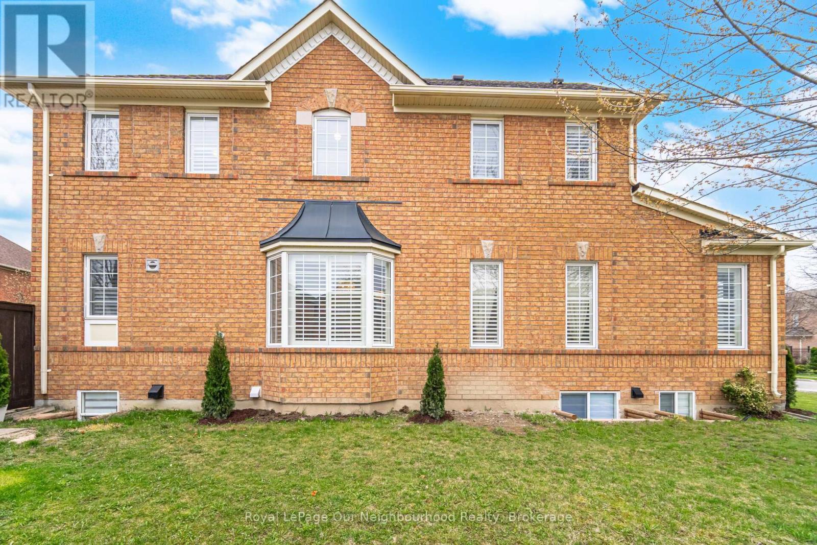 69 BLOOMSBURY AVENUE - 3