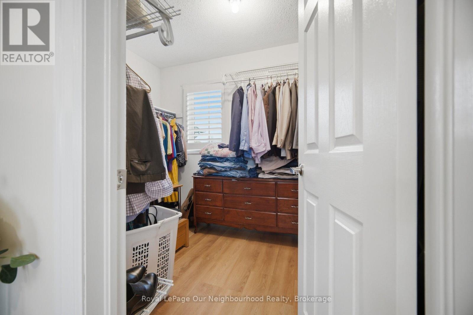 69 BLOOMSBURY AVENUE - 30