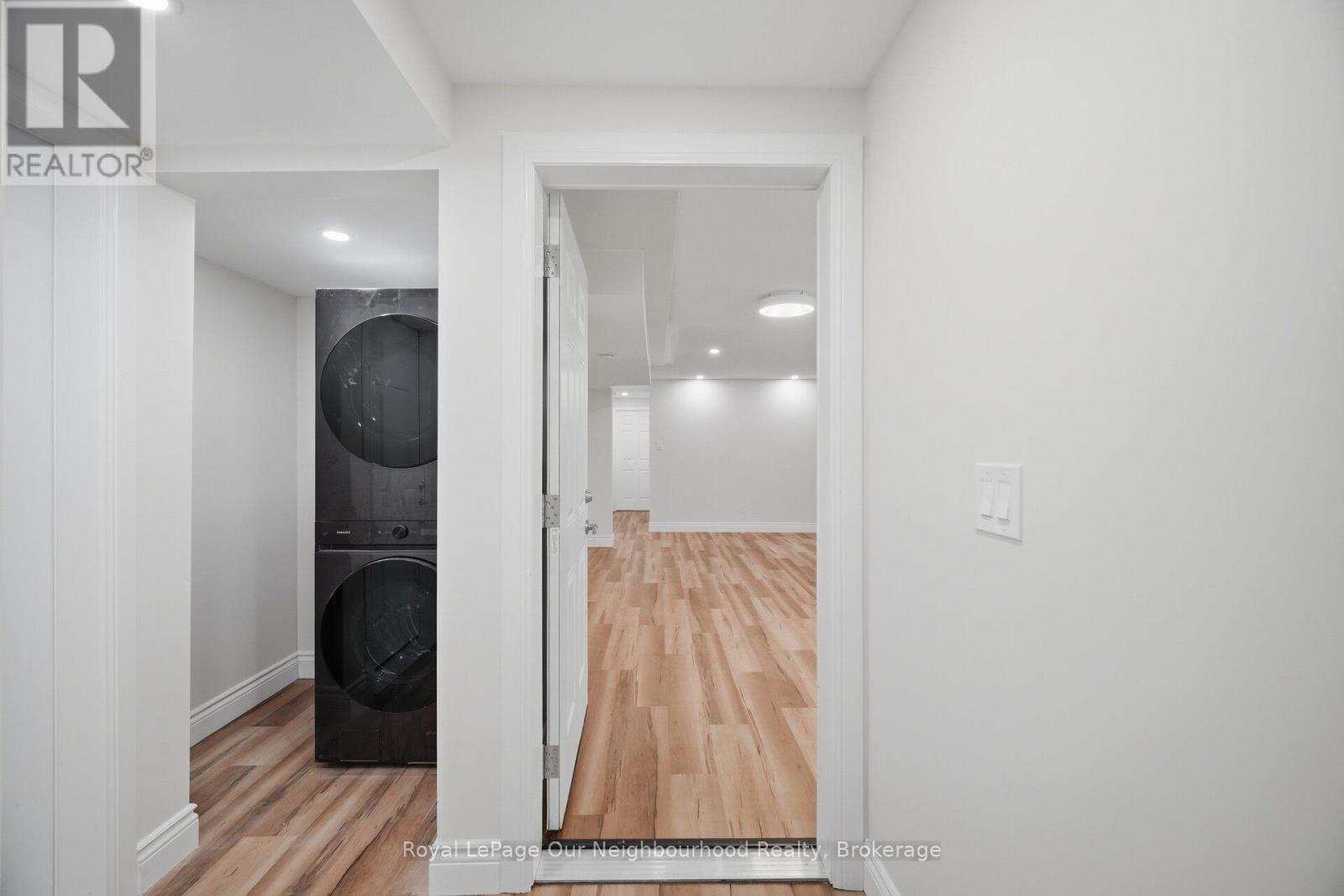 69 BLOOMSBURY AVENUE - 41