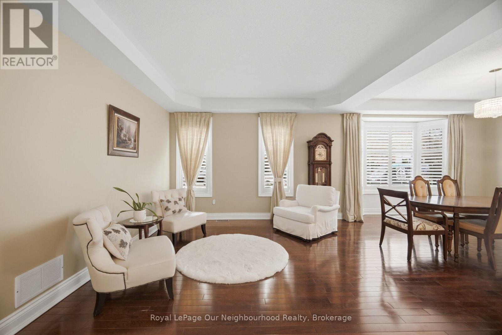 69 BLOOMSBURY AVENUE - 7