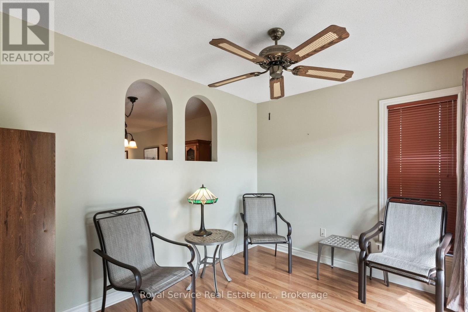 33 RUSSELL HILL ROAD - 17