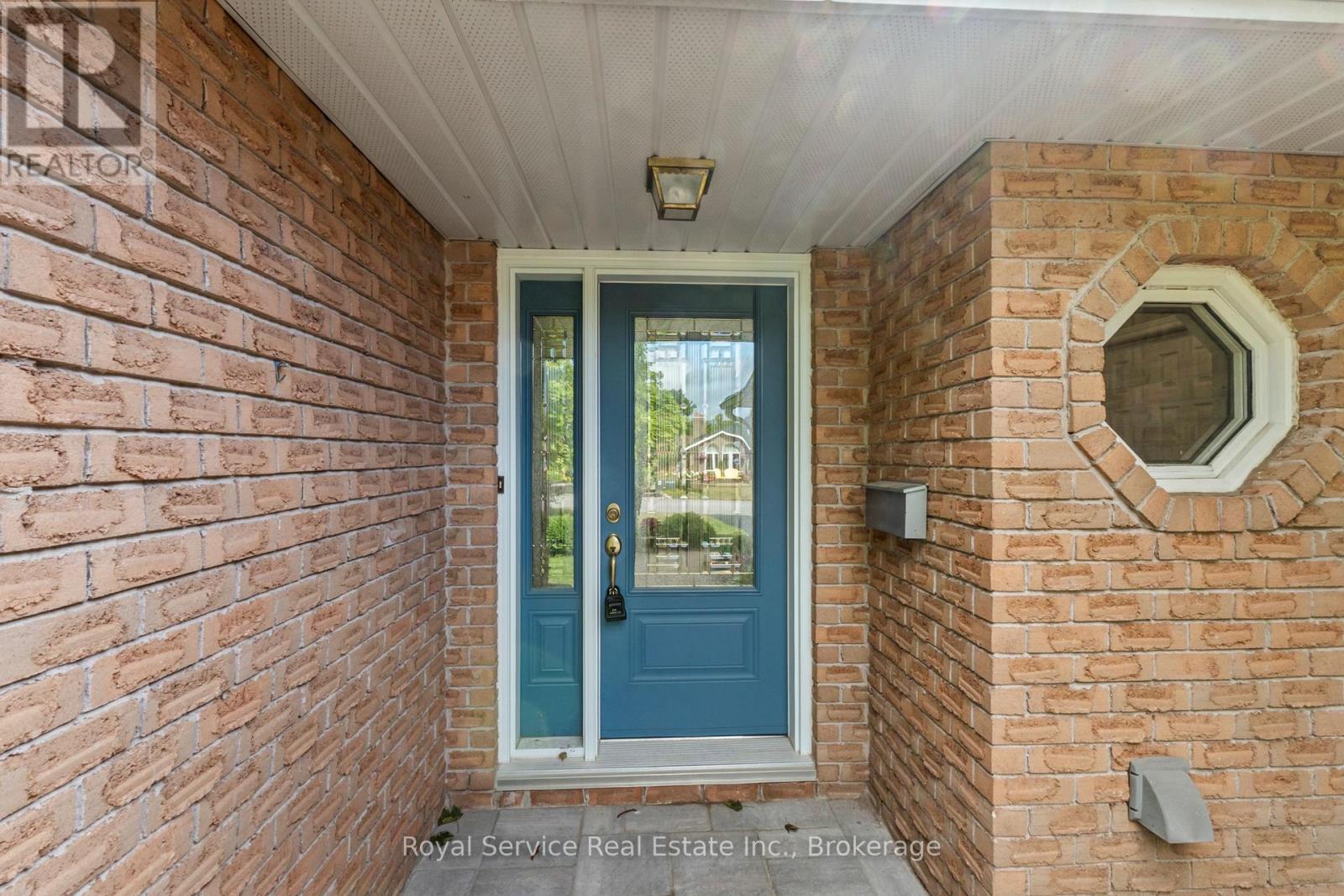 33 RUSSELL HILL ROAD - 2
