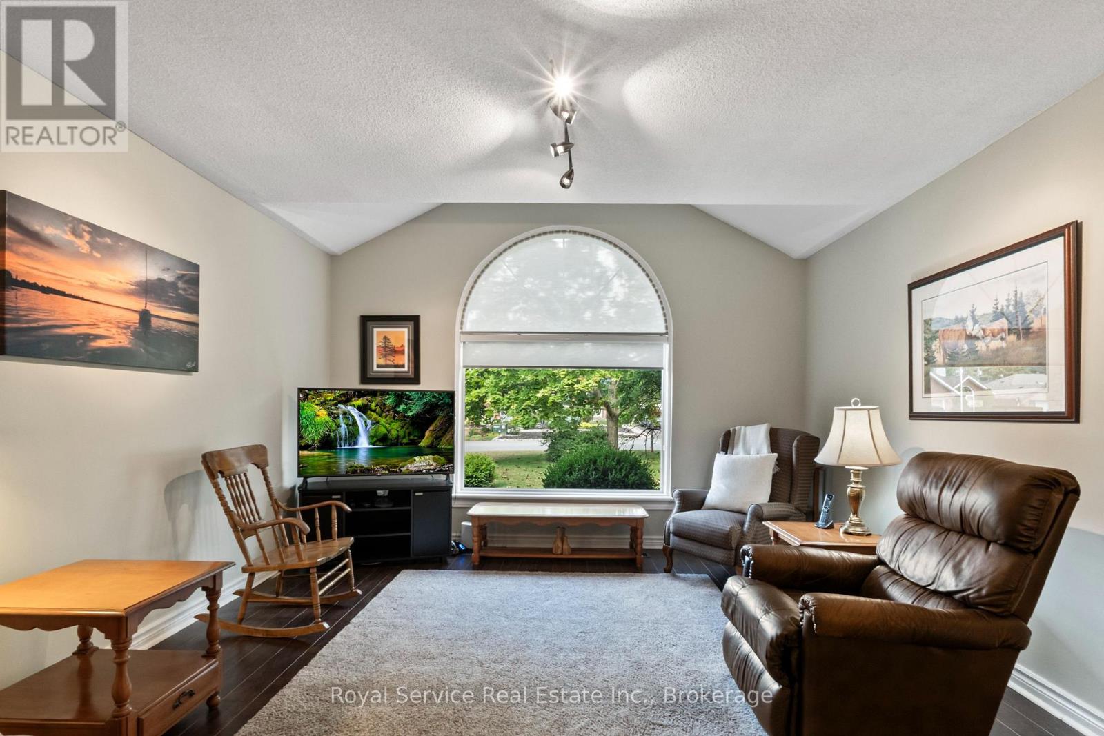 33 RUSSELL HILL ROAD - 6
