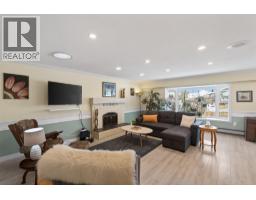 Dining nook - 2952 Clapperton Avenue, Merritt, BC V1K1G2 Photo 18