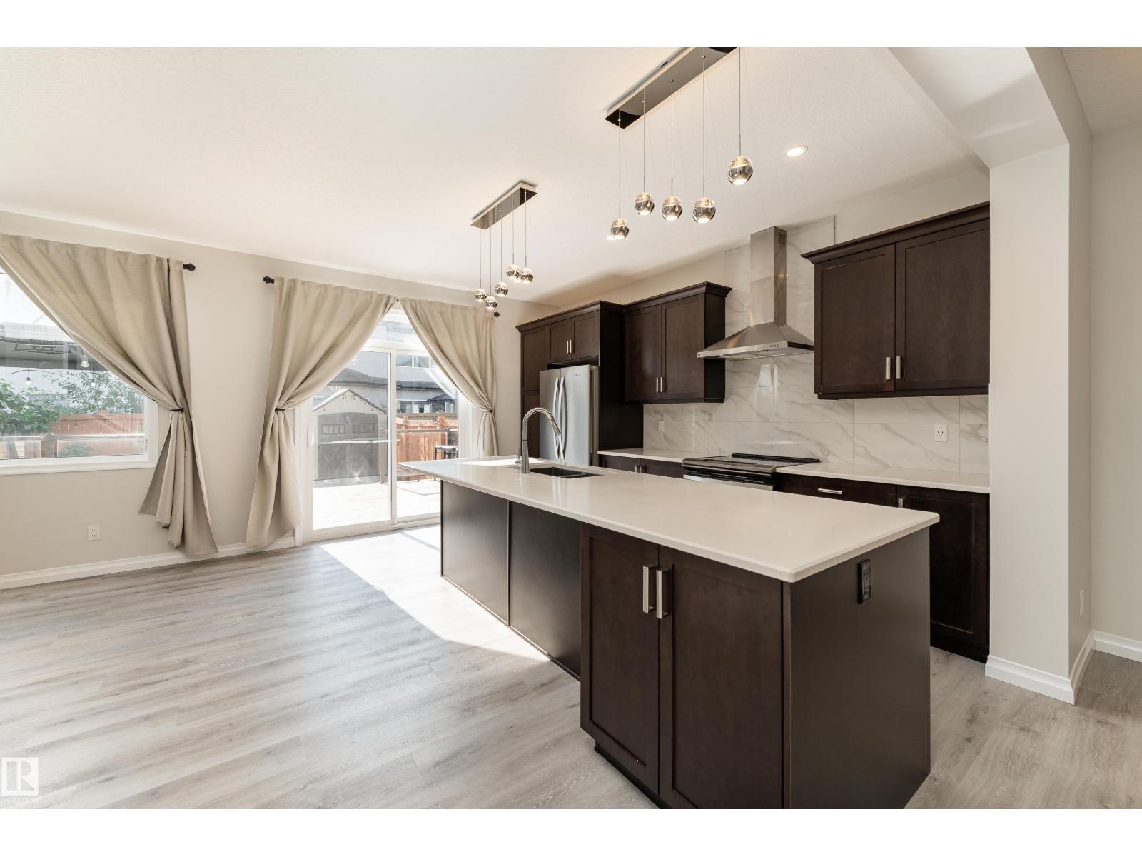 17132 64 ST NW - 6