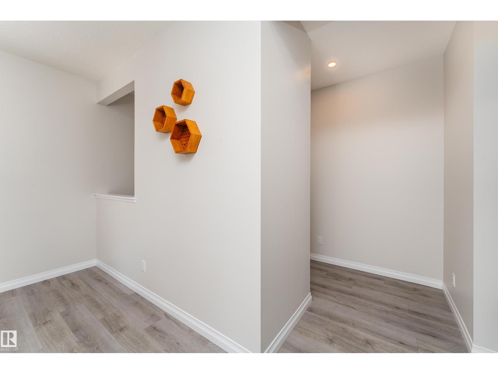 17132 64 ST NW - 17