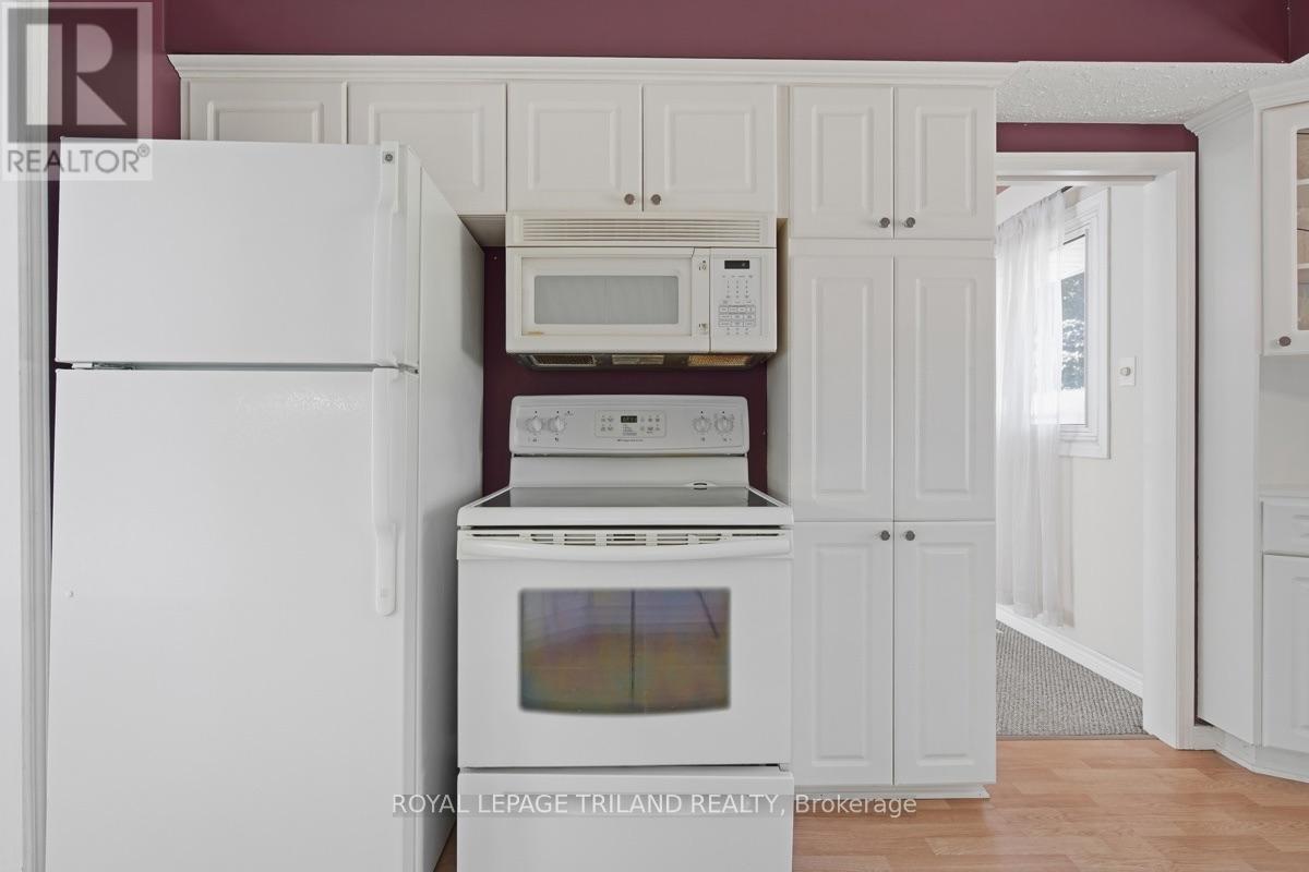1175 LANCASTER STREET - 11
