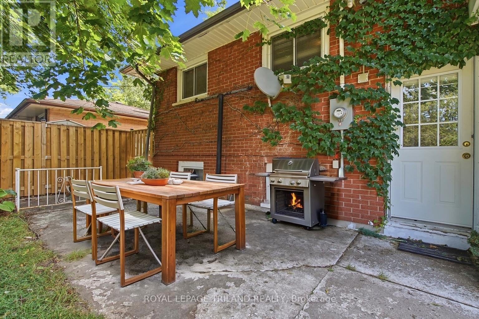 1175 LANCASTER STREET - 24