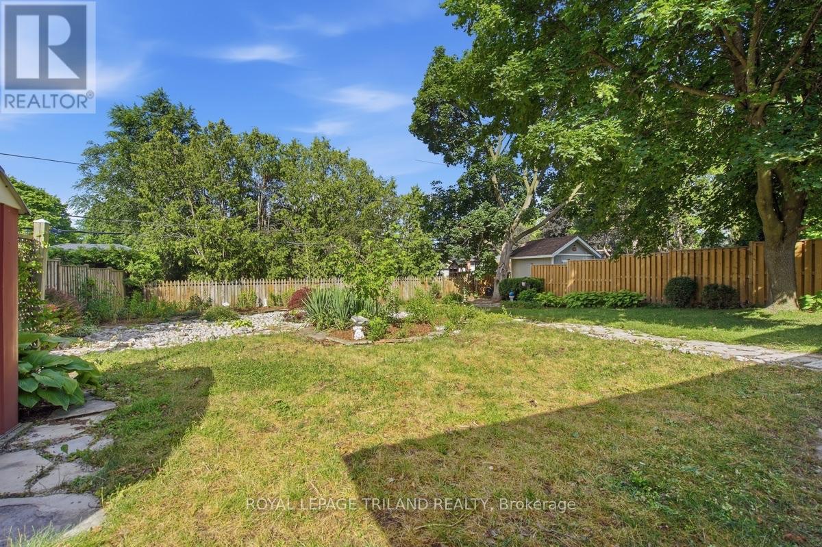 1175 LANCASTER STREET - 27