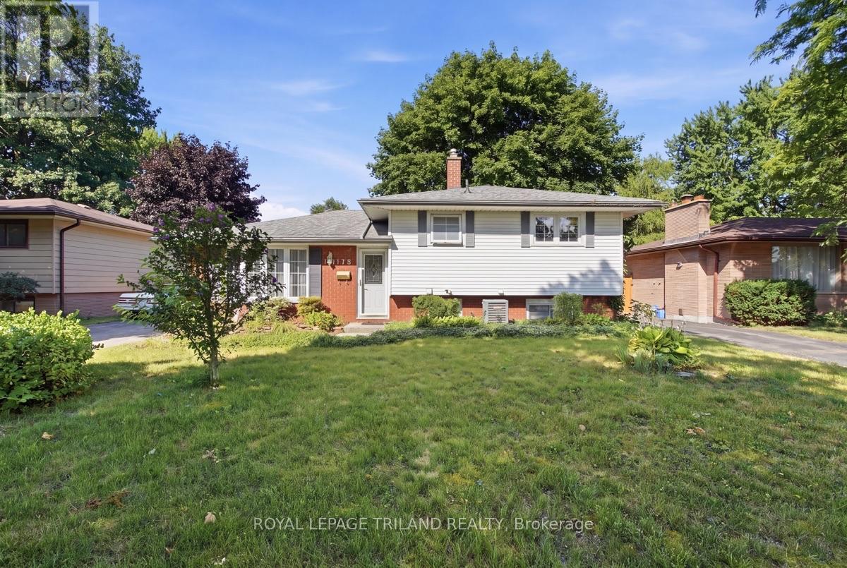 1175 LANCASTER STREET - 3