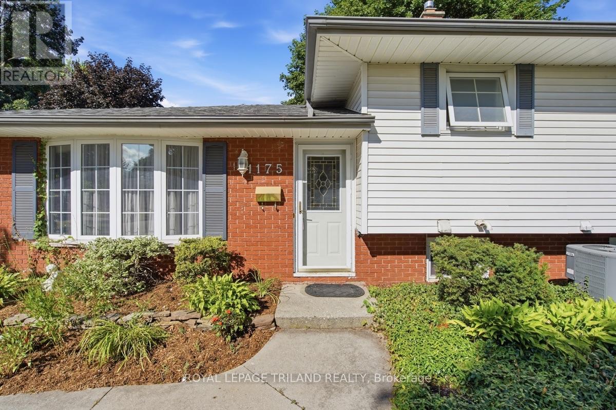 1175 LANCASTER STREET - 34