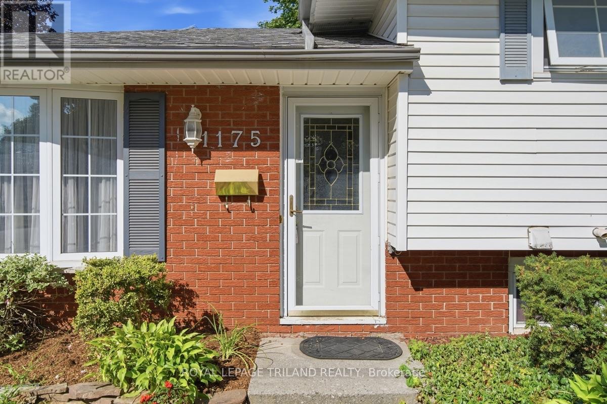 1175 LANCASTER STREET - 4