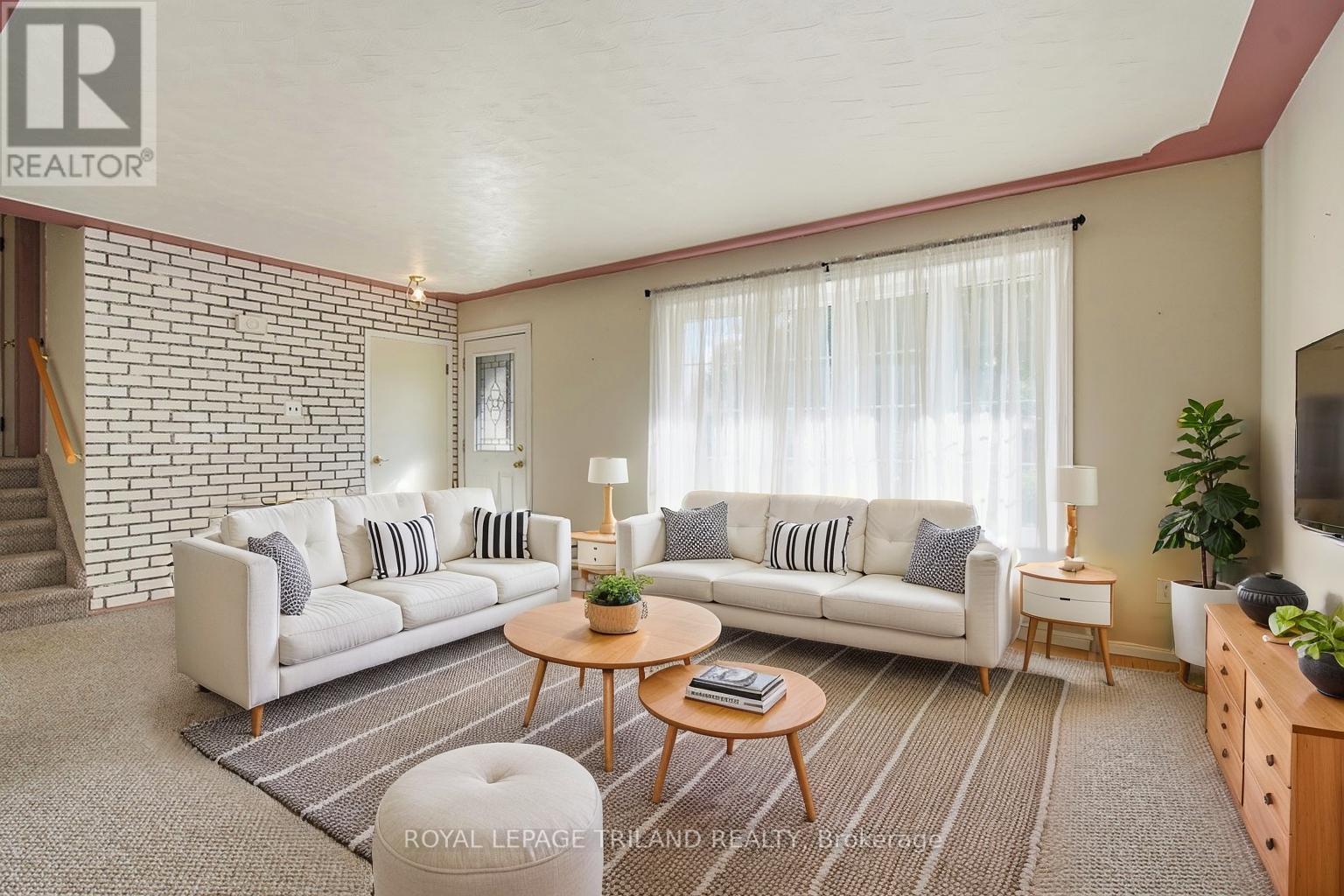 1175 LANCASTER STREET - 6