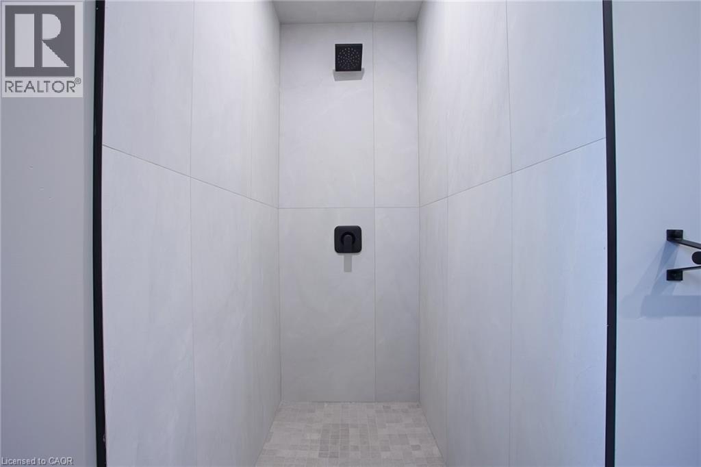 343 CANBOROUGH Street - 25