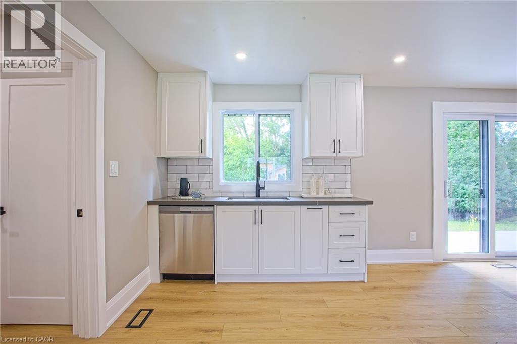 343 CANBOROUGH Street - 11