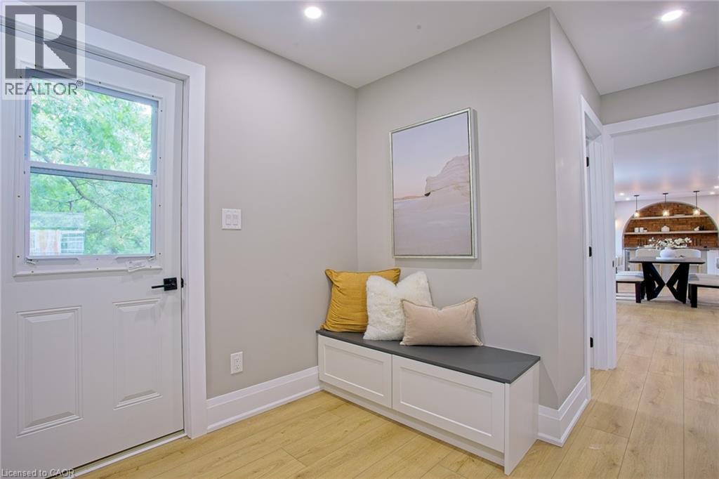 343 CANBOROUGH Street - 17