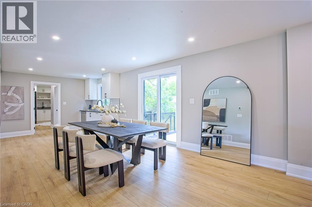 343 CANBOROUGH Street - 8