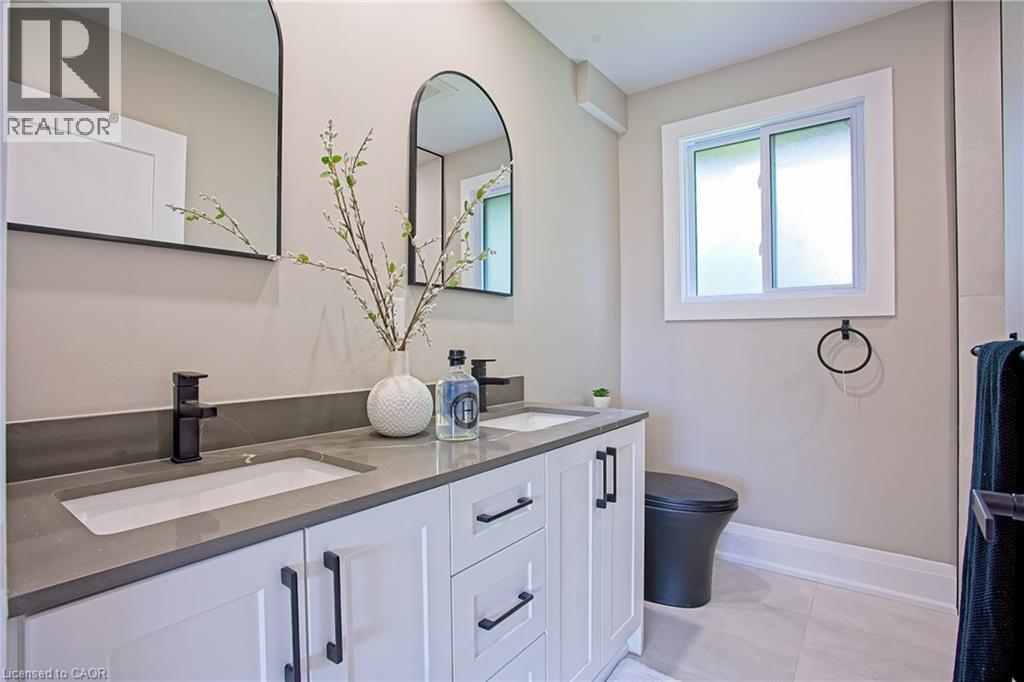 343 CANBOROUGH Street - 24