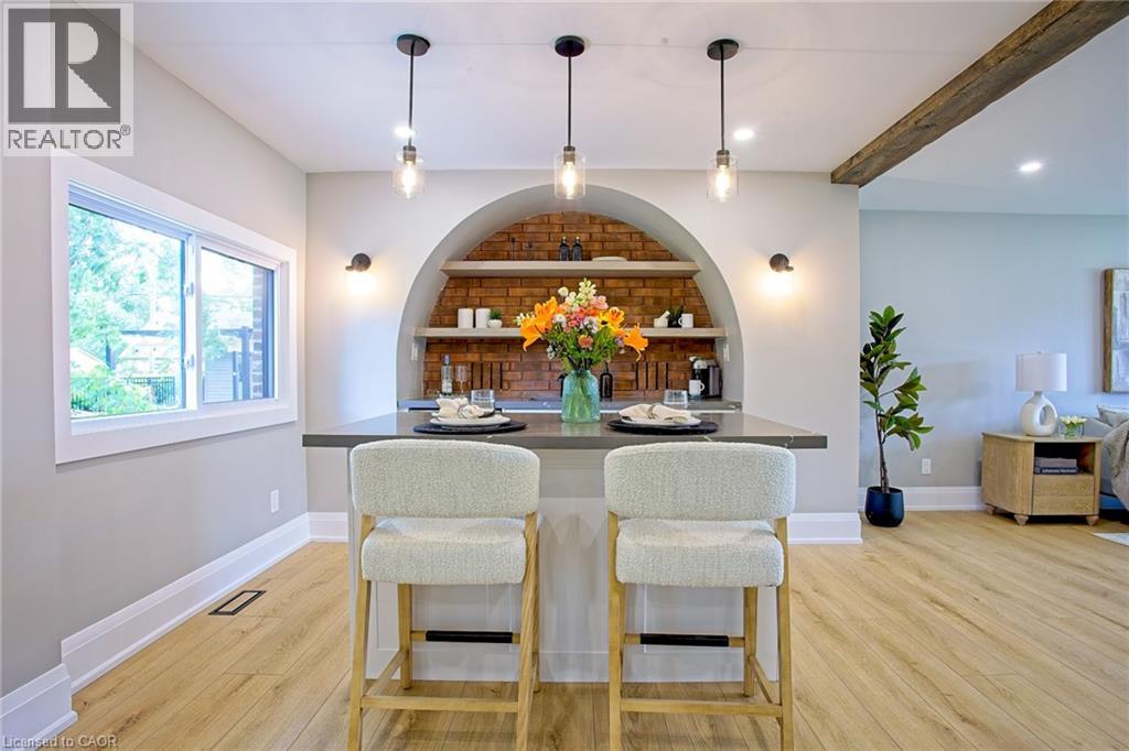 343 CANBOROUGH Street - 28