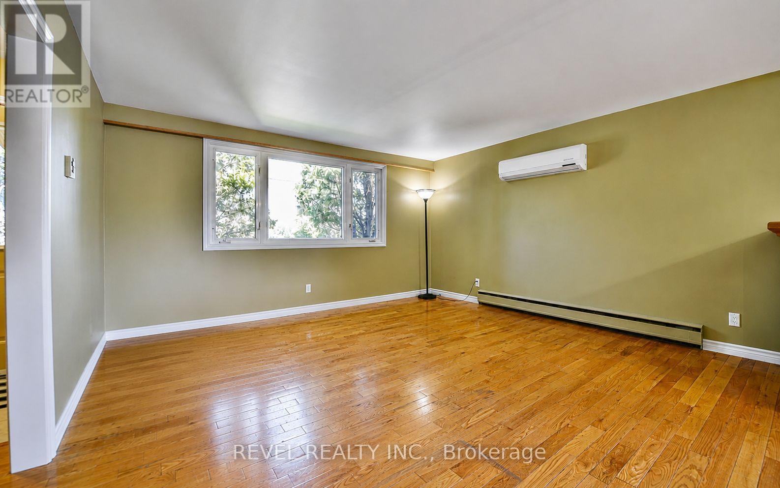 344 SPRUCE STREET N - 10