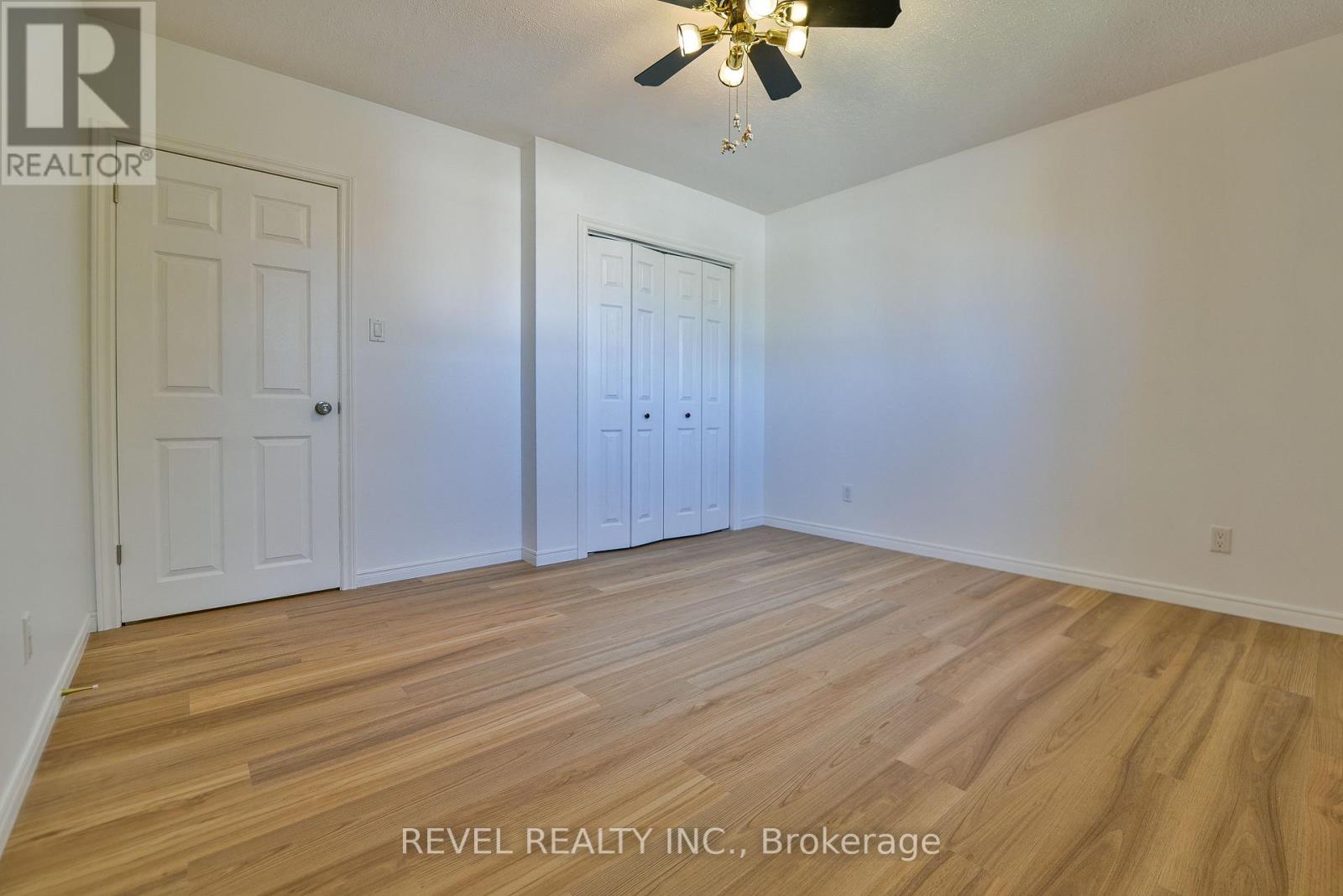 344 SPRUCE STREET N - 19