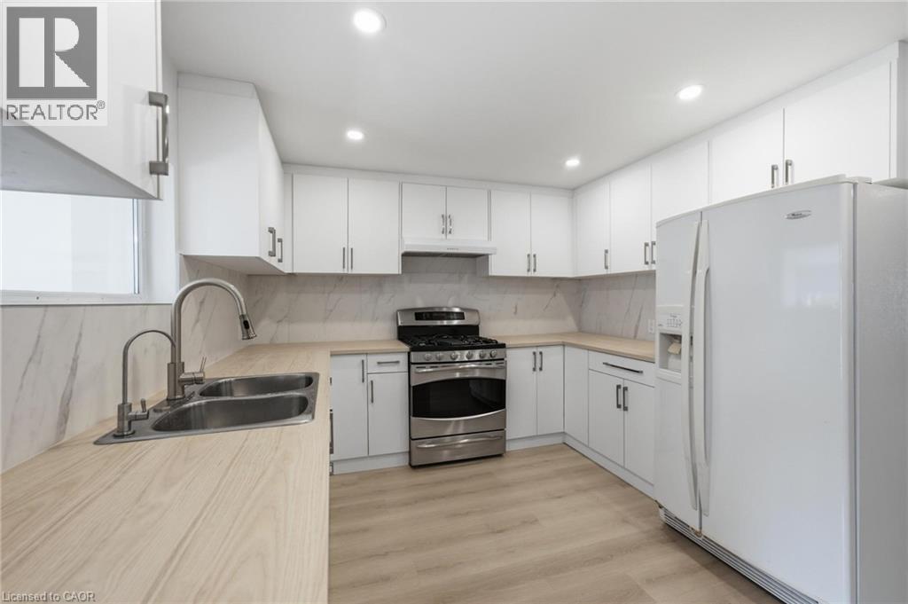 1062 CANNON Street E - 3