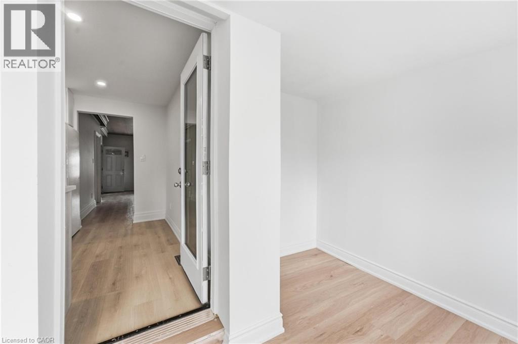 1062 CANNON Street E - 22