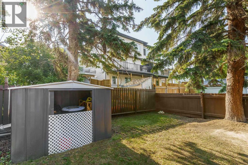 3807 1 Street NE - 37