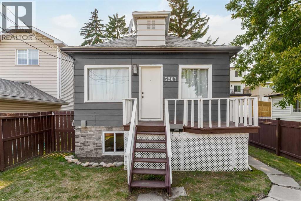 3807 1 Street NE - 2