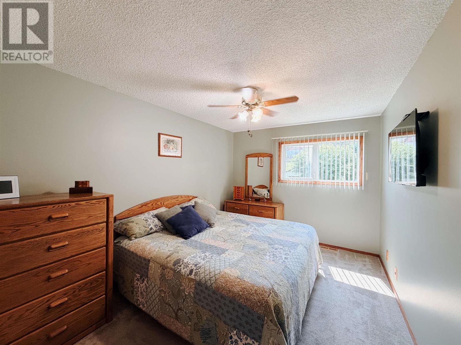 917 Valley Drive - Image 18