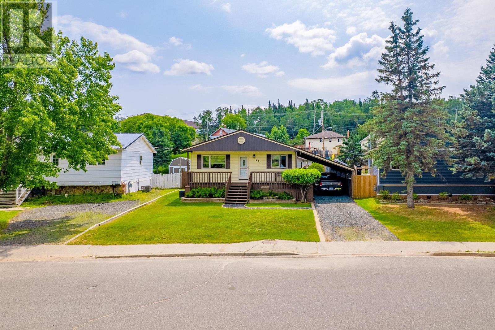917 Valley Drive - Image 31