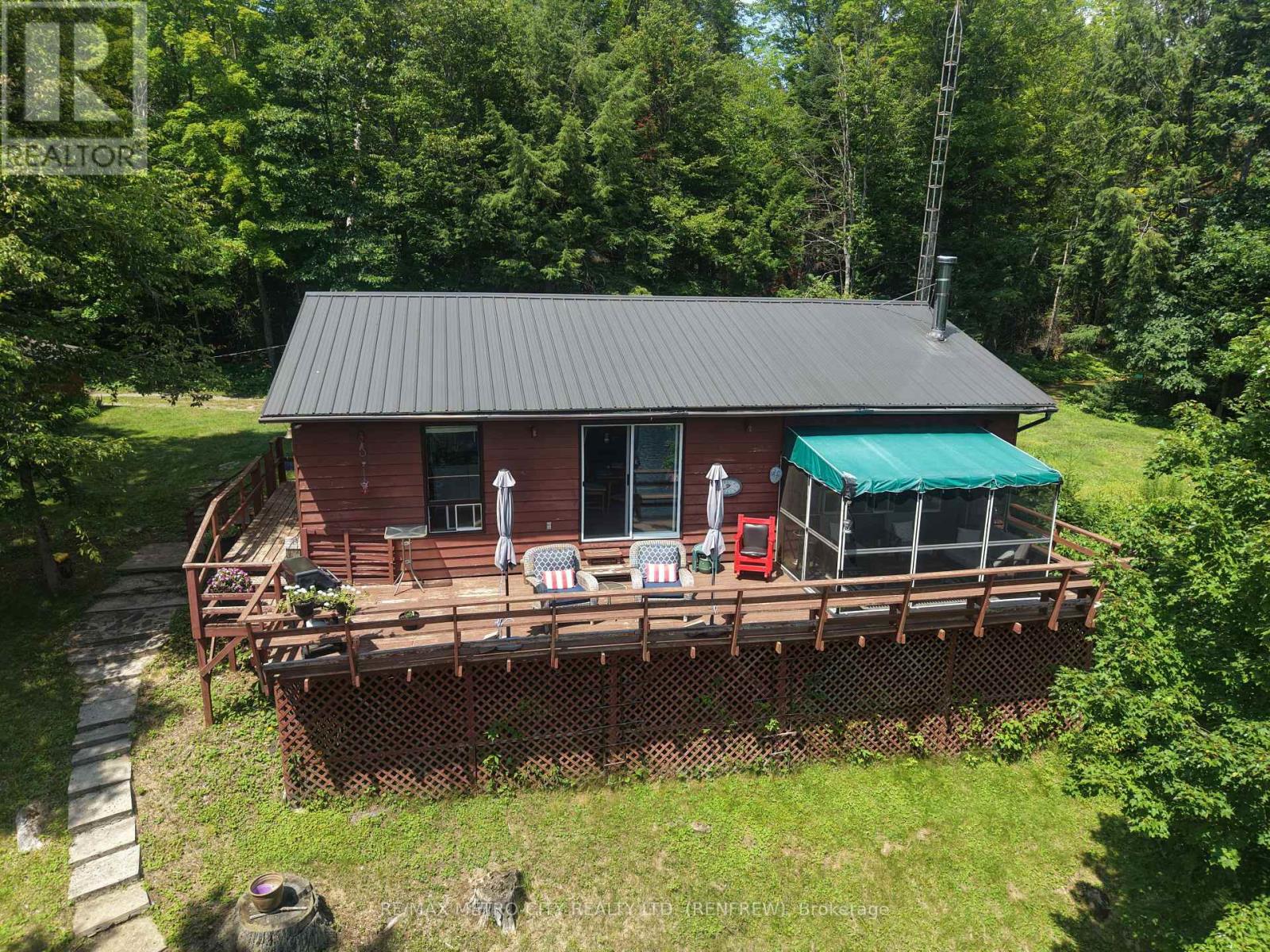 2667 HANDFORD LANE - Image 3