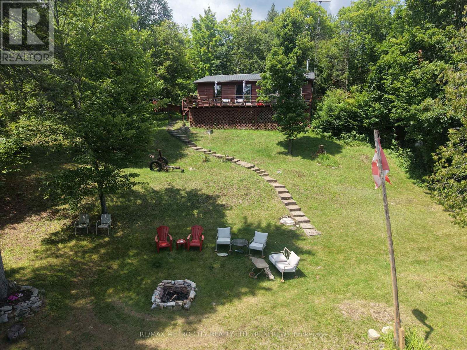 2667 HANDFORD LANE - Image 32