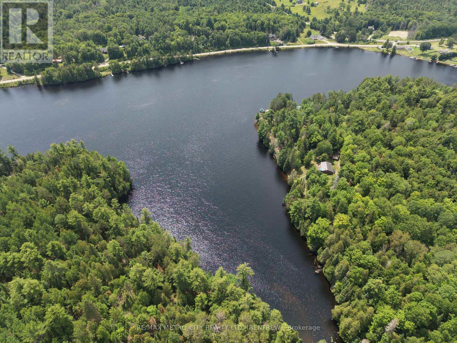 2667 HANDFORD LANE - Image 35