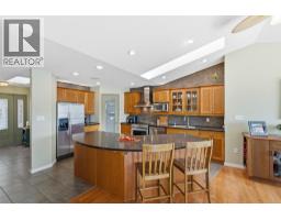 Dining room - 6407 Monck Park Road, Merritt, BC V1K0A1 Photo 15