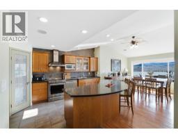 4pc Ensuite bath - 6407 Monck Park Road, Merritt, BC V1K0A1 Photo 11