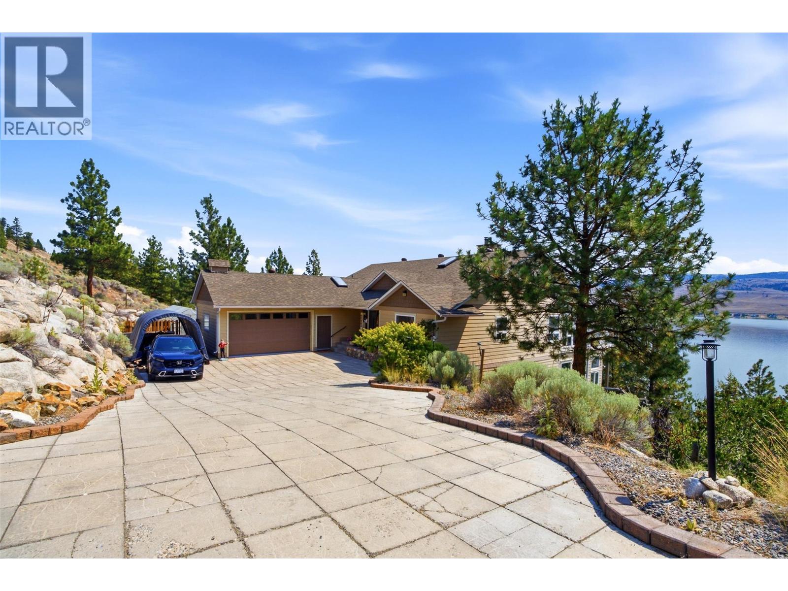 6407 Monck Park Road, Merritt