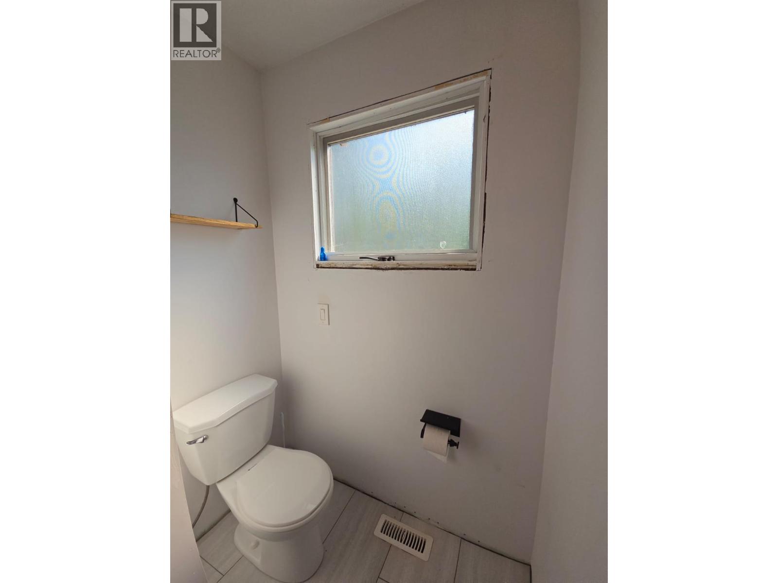 4720 Centurion Crescent NE - 28