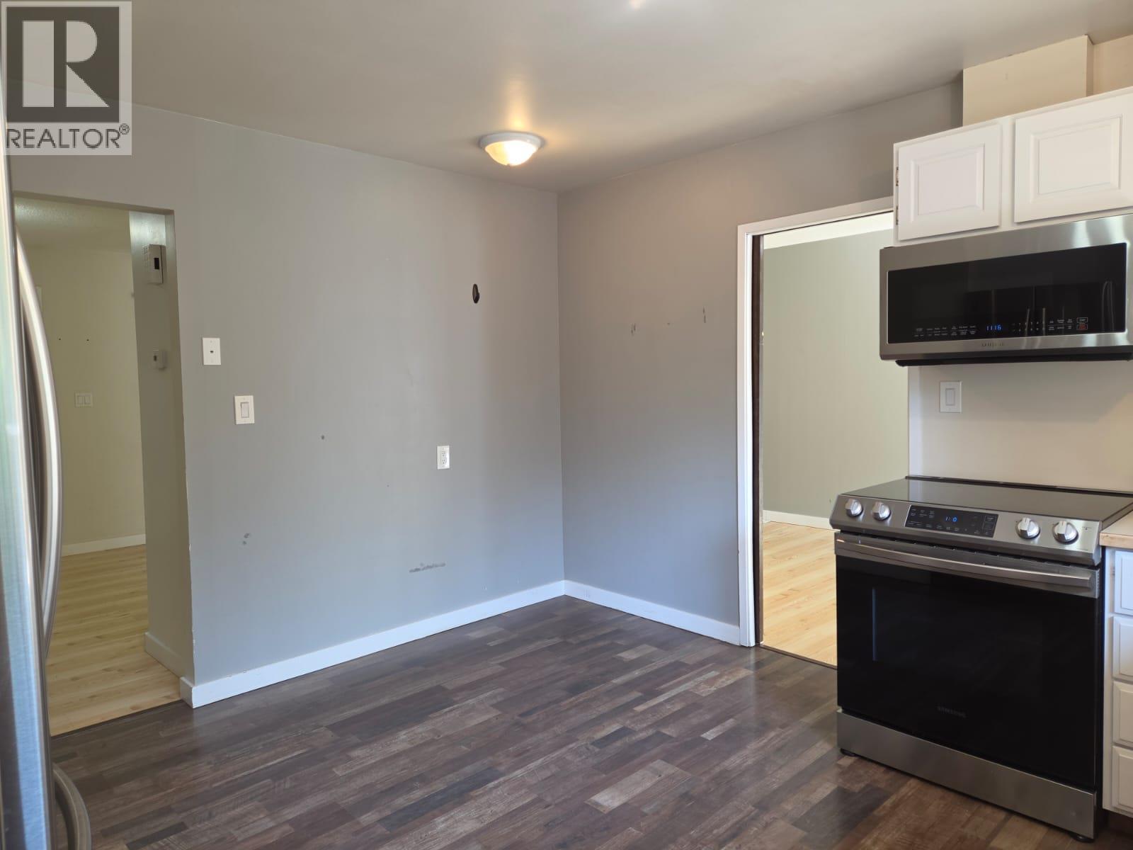 4720 Centurion Crescent NE - 17