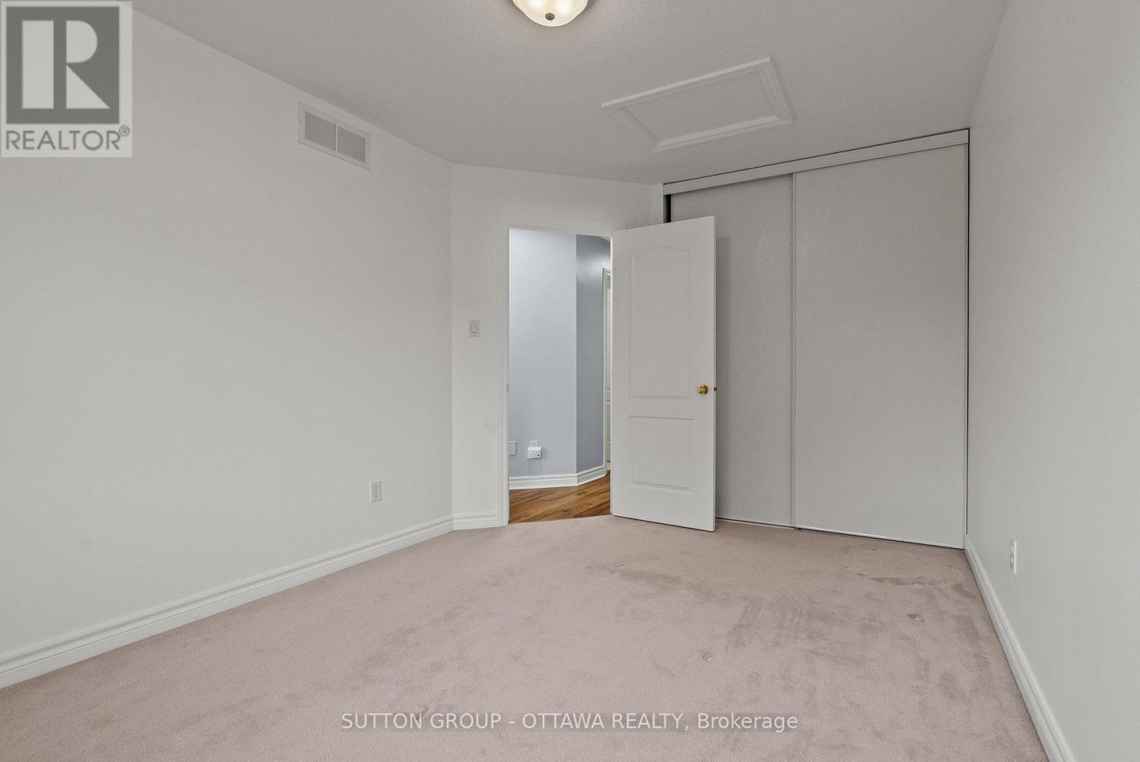 9 ALAMEDA WAY - 22
