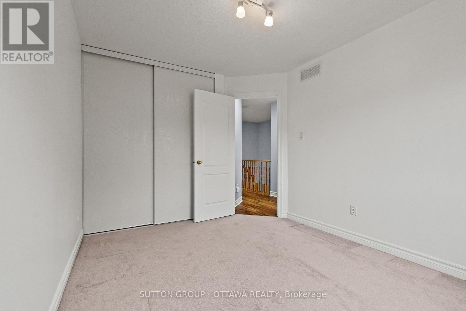 9 ALAMEDA WAY - 24