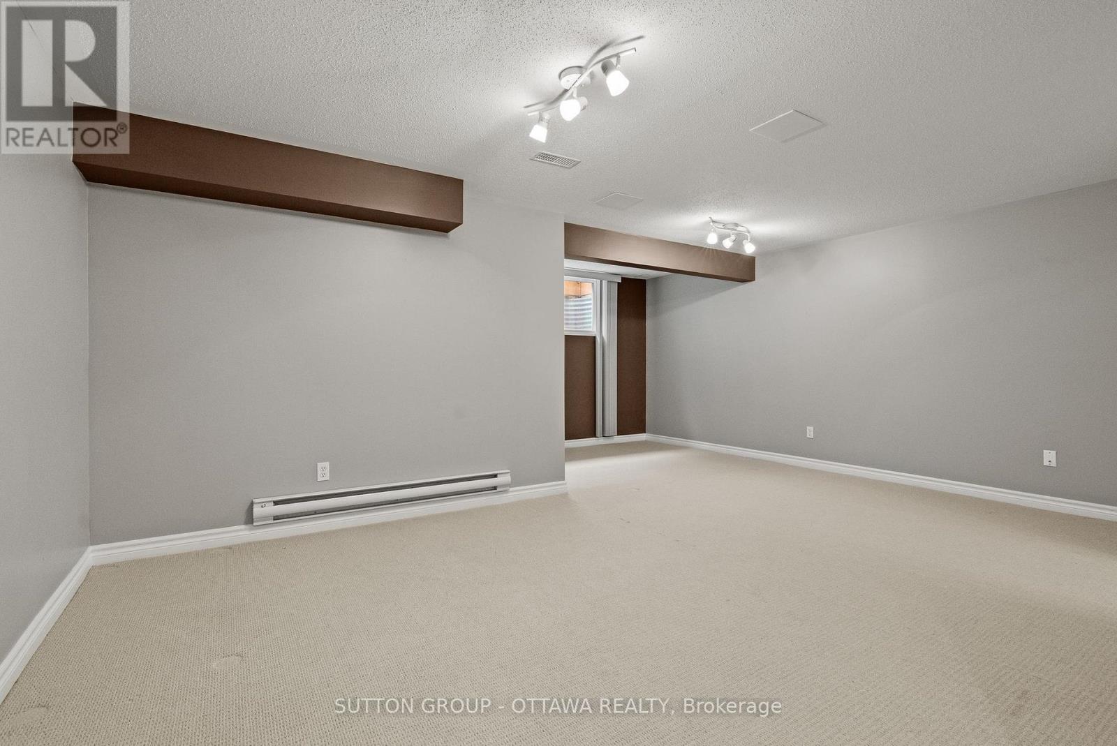 9 ALAMEDA WAY - 27
