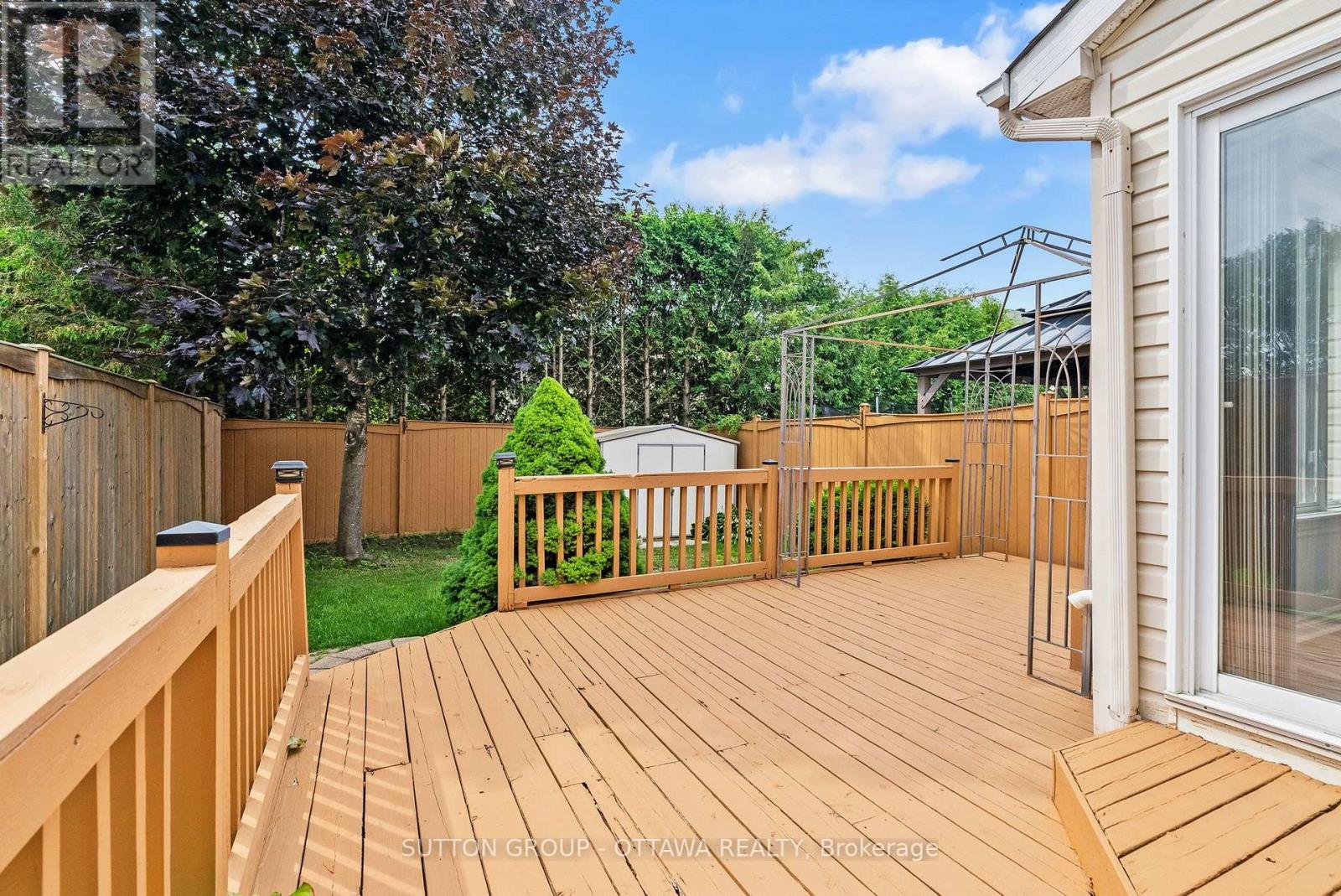 9 ALAMEDA WAY - 31