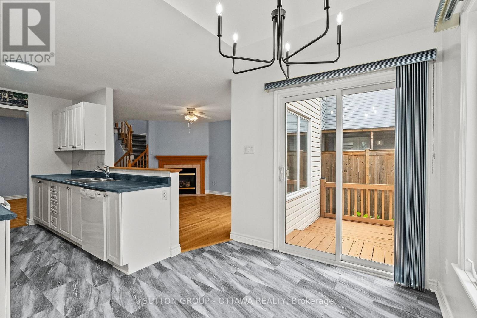 9 ALAMEDA WAY - 9