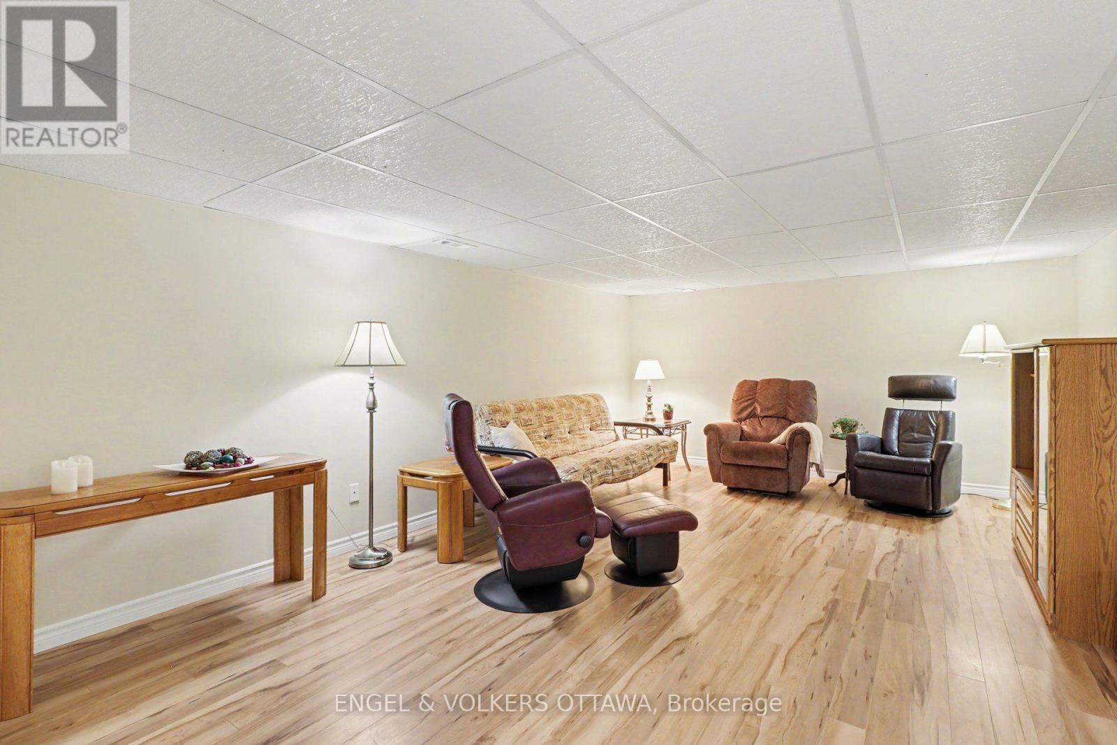 1331 ALLOWAY CRESCENT - Image 20