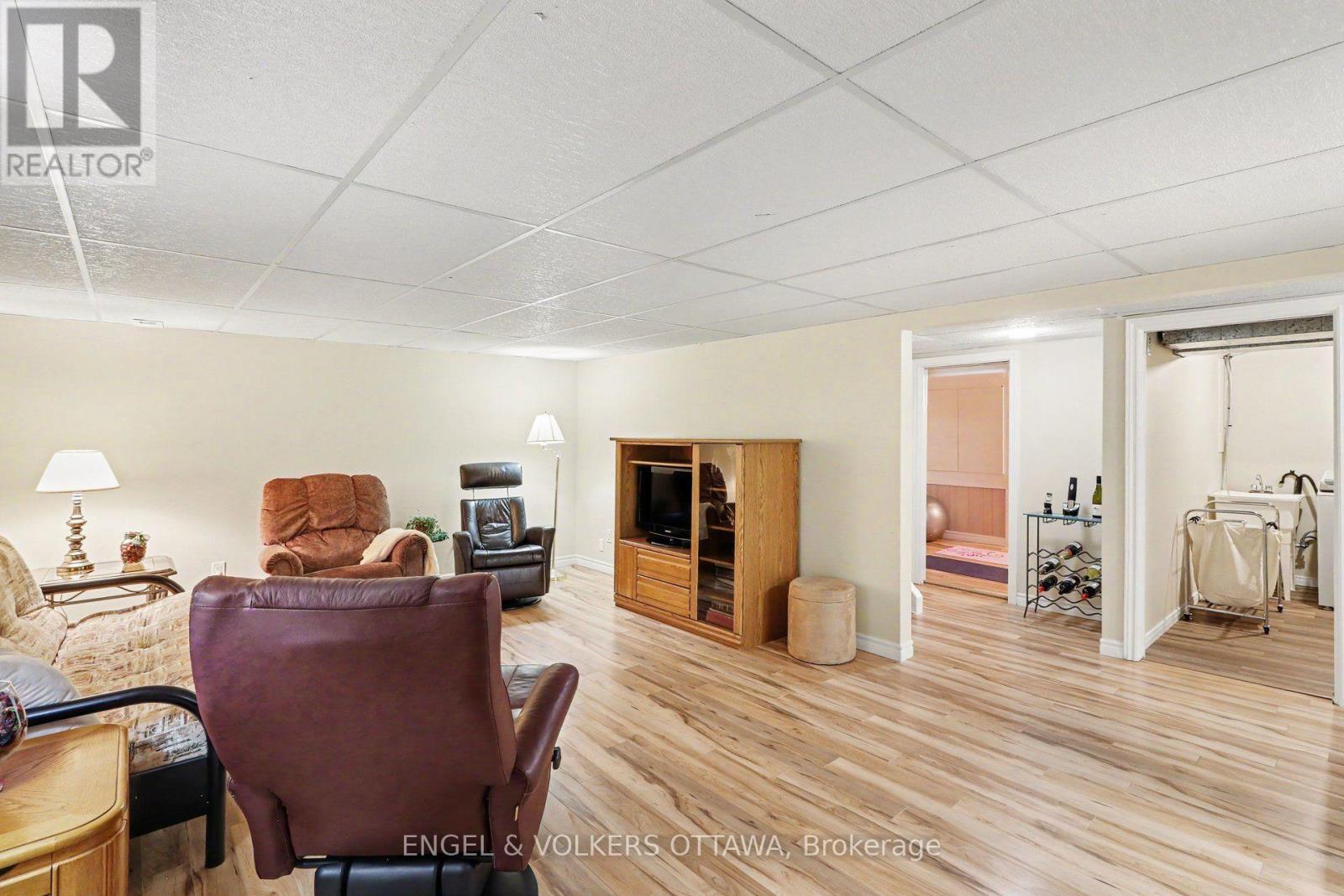 1331 ALLOWAY CRESCENT - Image 21