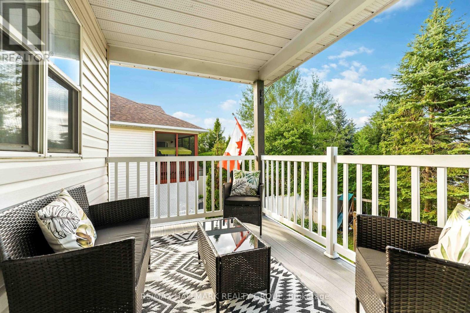 3 Bed, 2 Bath House for Rent in Ottawa – 1588 LISBON STREET, Ottawa – MLS# X13602154 - Image 28