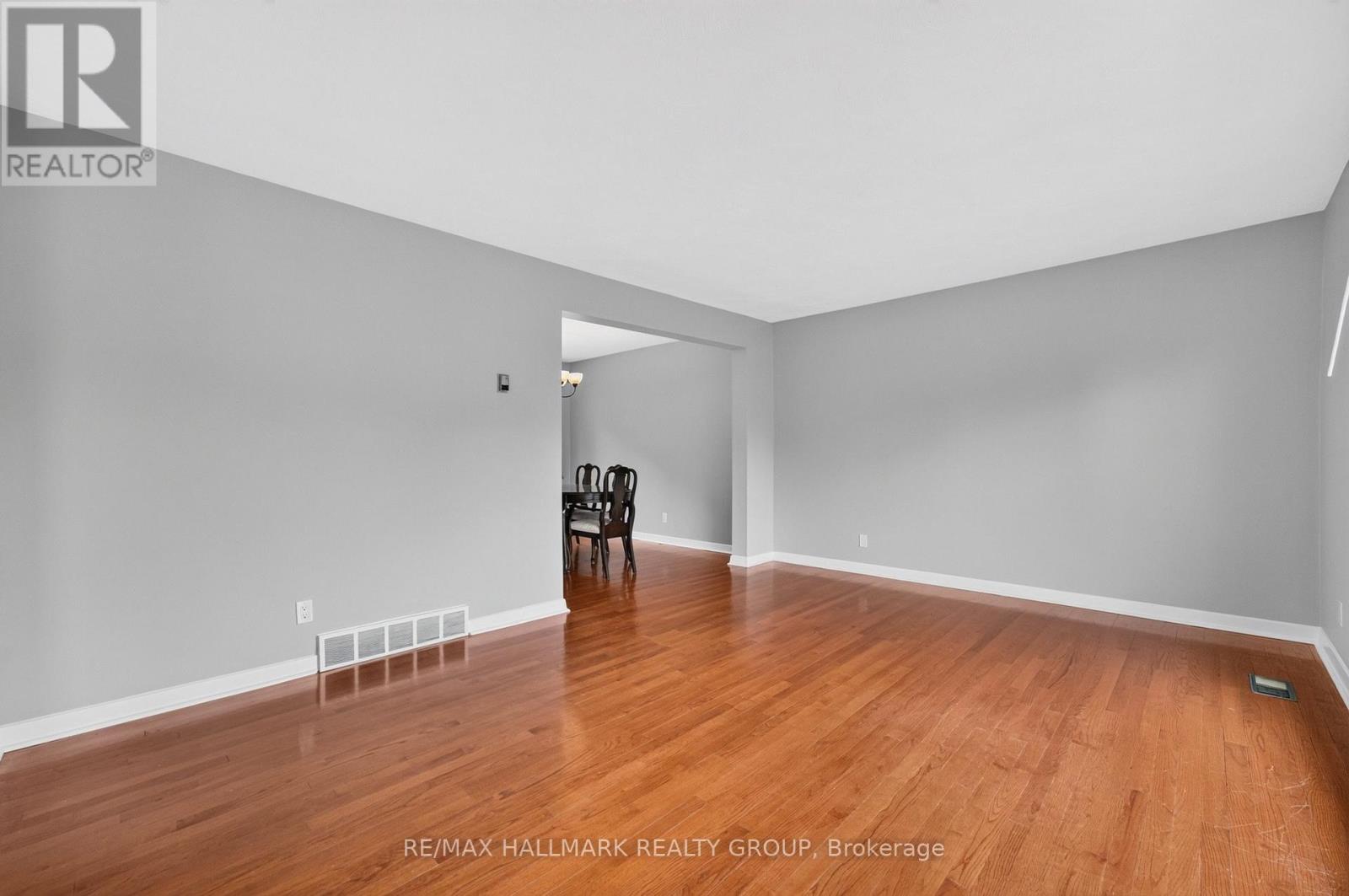 323 POULIN AVENUE - Image 10
